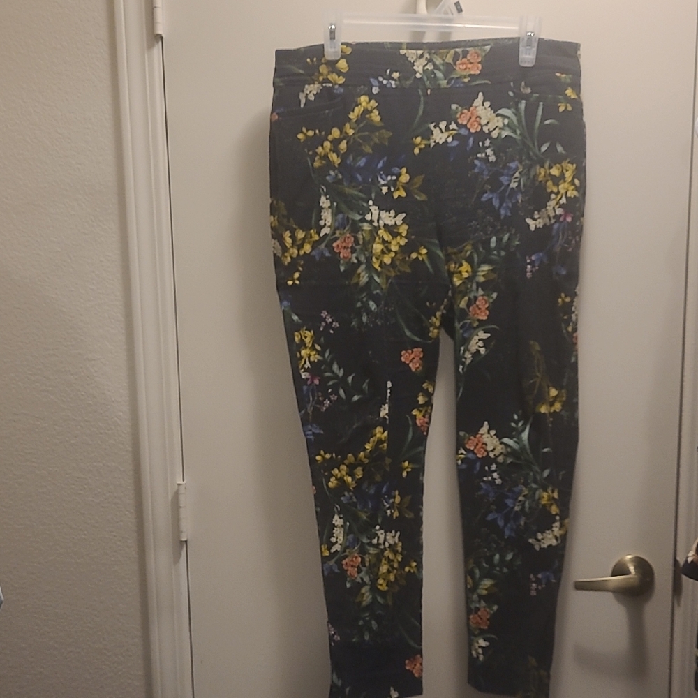 Chico's Black and Yellow Floral Pants